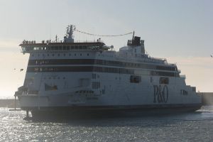 Sobotni szturm na prom P&amp;O Ferries w Calais