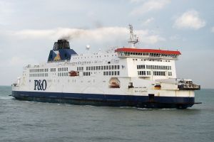 13 pracowników P&amp;O Ferries zagrożonych zwolnieniem. Naruszyli obowiązujące standardy