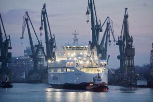 Przegląd promowy 52/2021, a w nim m.in. kolejny zbudowany w Gdańsku prom dla BC Ferries płynie do domu