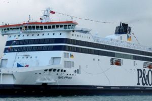 P&amp;O Ferries z najlepszym wynikiem na trasie Dover-Calais od trzech lat