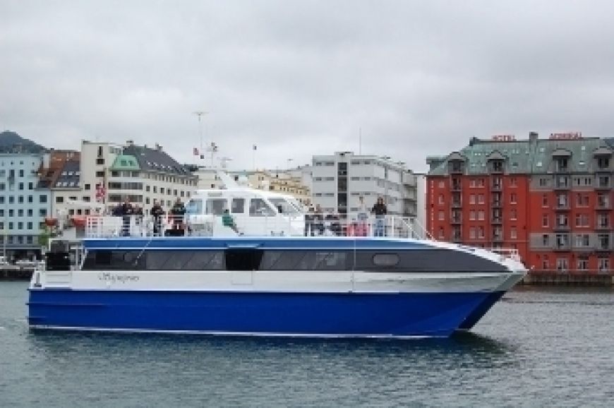 Prom Issehoved kolejny raz próbował w tym roku swoich sił na trasie pomiędzy wyspą Samso a Aarhus.