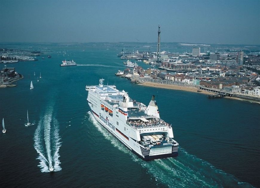 Pierwszy port w Wielkiej Brytanii zbuduje nowoczesną instalację do dystrybucji LNG