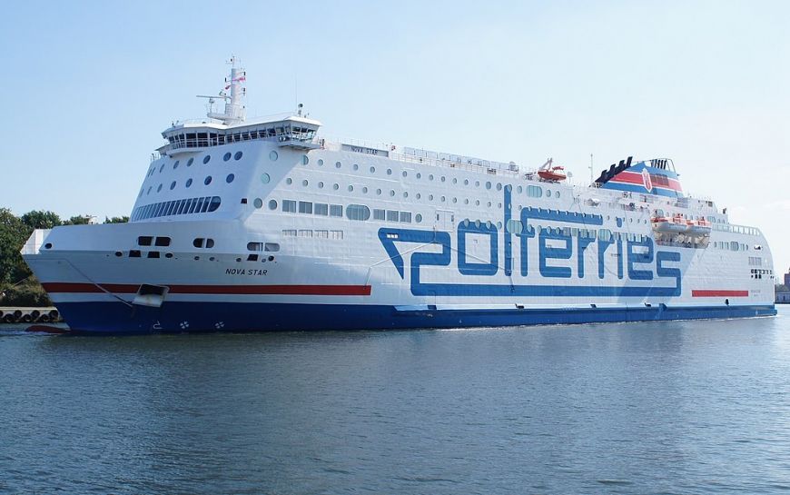 Na zdjęciu Nova Star, na tę chwilę najnowocześniejszy prom pływający w barwach PŻB.
