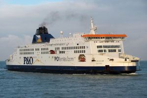 Paliwo niskosiarkowe jedną z przyczyn incydentu z udziałem promu P&amp;O Ferries