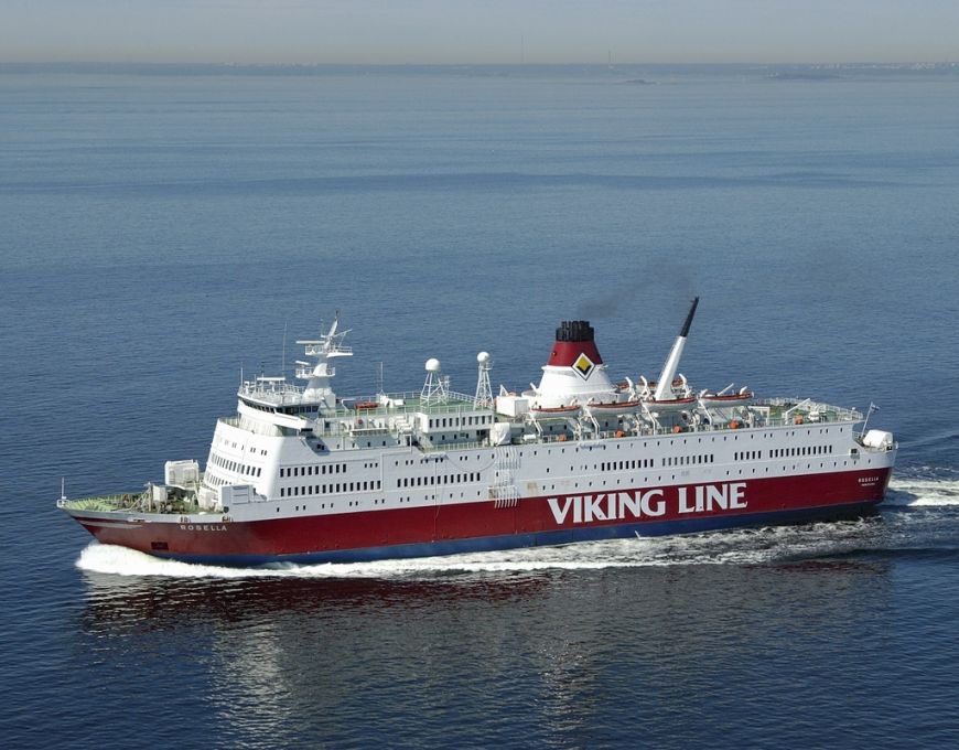 Viking line: wypadek na pokładzie samochodowym