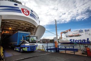 Nazywa się Stina i pomoże ci dokonać rezerwacji. Stena Line znów sięga po inteligentne rozwiązania