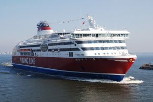 Viking Line - 870 pasażer&oacute;w sztormowało na promie przez całą noc