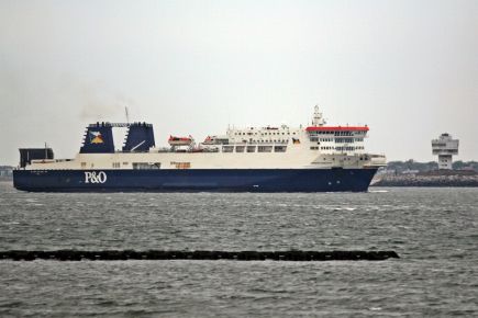 P&amp;O Ferries sprzedaje jeden ze swoich promów