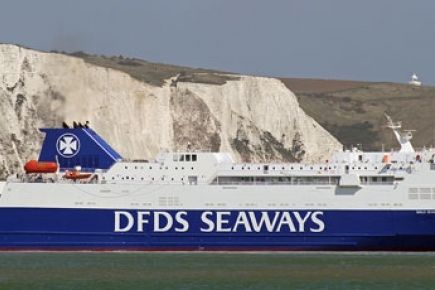 Kolejny incydent w Calais. DFDS zn&oacute;w zawiesza połączenia z portu