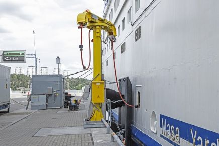 Dwa promy Tallink korzystają już z zasilania elektrycznego z lądu