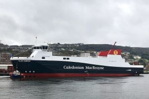 Kolejne opóźnienia przy budowie nowych promów dla CalMac Ferries