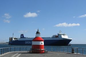 DFDS - płonie naczepa na promie