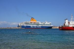 Blue Star Ferries z innowacyjnymi rozwiązaniami. Armator stawia na odnawialne źr&oacute;dła energii